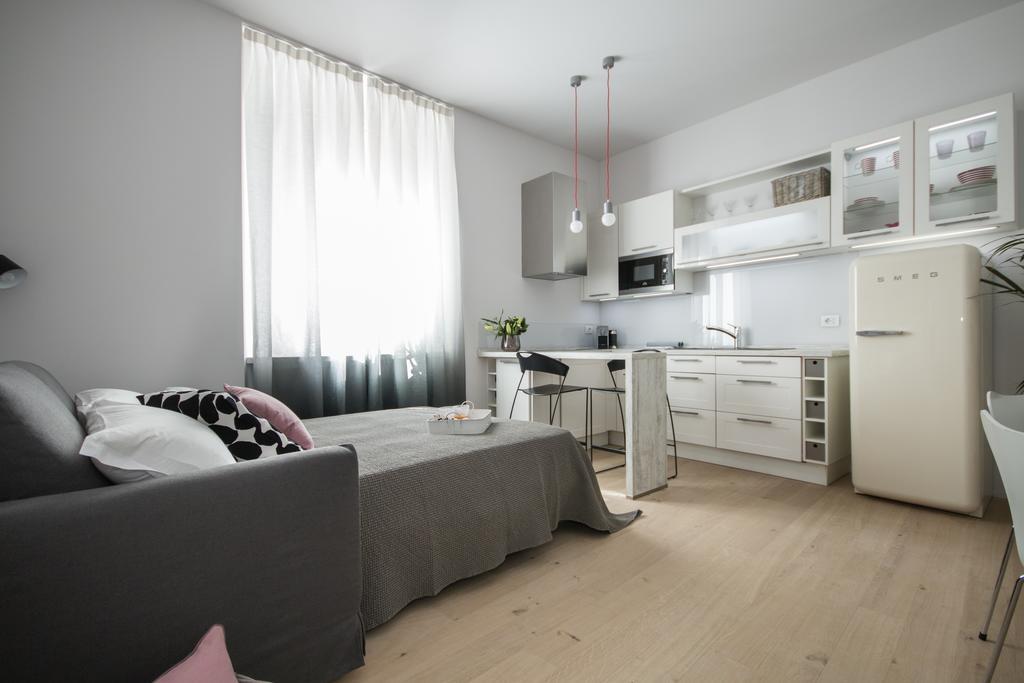 Cavour 51 Apartment เลคโค ภายนอก รูปภาพ