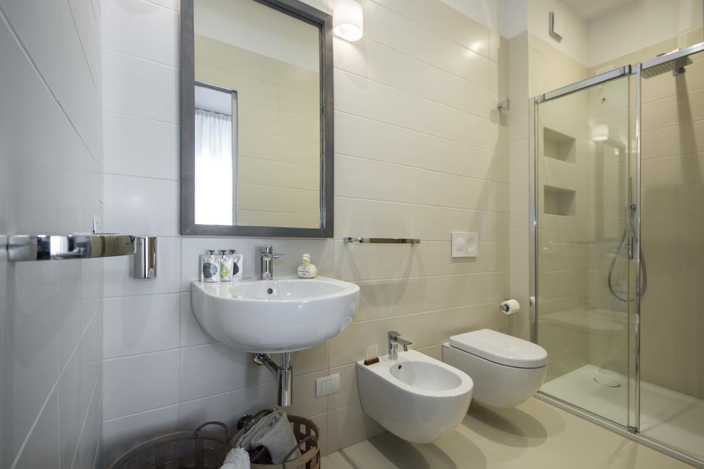 Cavour 51 Apartment เลคโค ภายนอก รูปภาพ